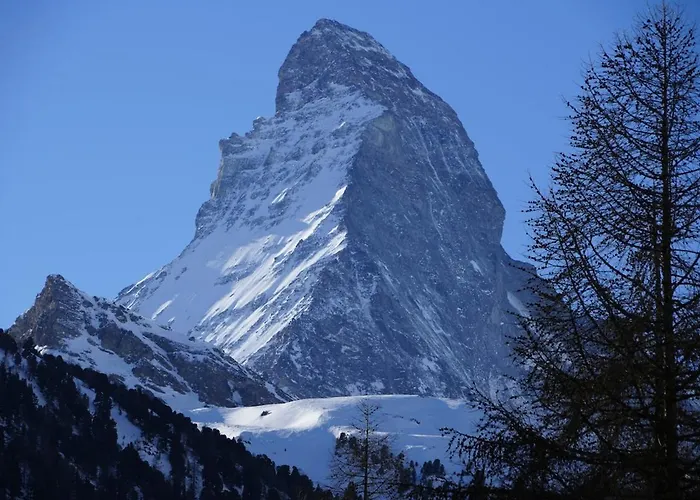 With Matterhorn View ツェルマット